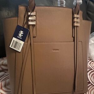 Izod Tan Tote Bag NWT # INV01127